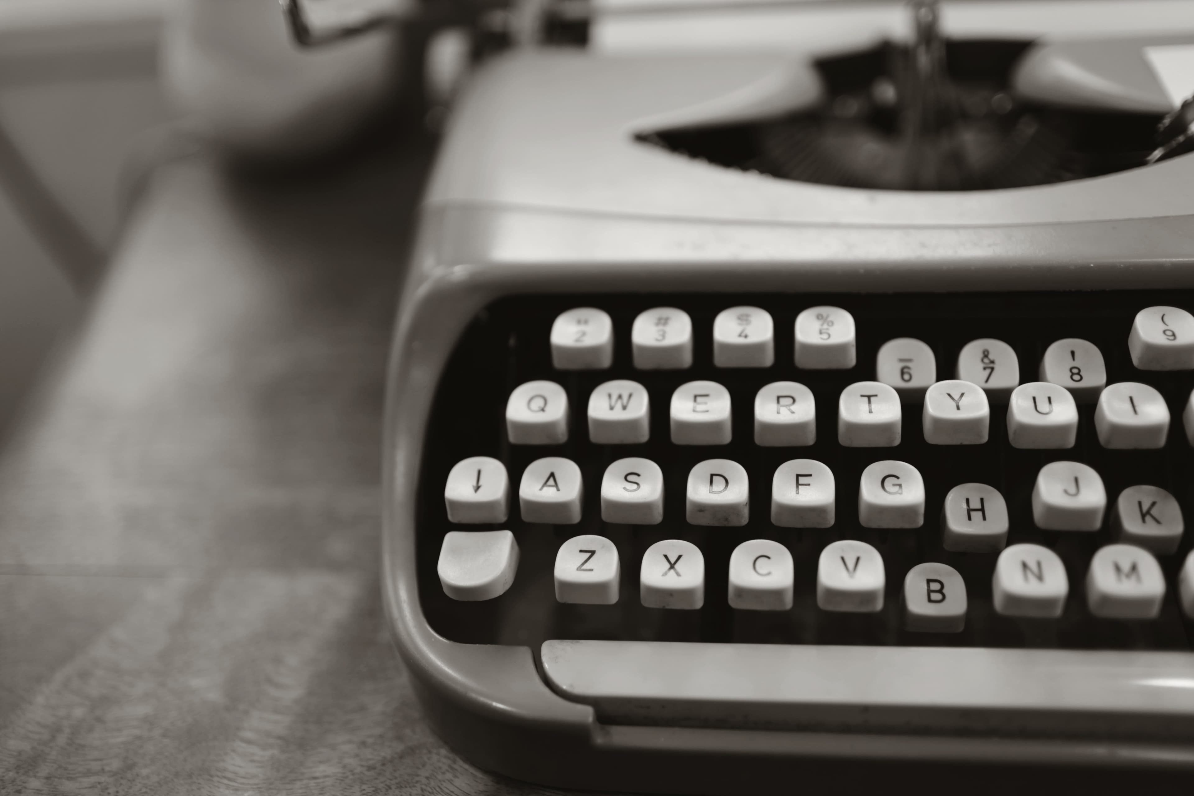 writing typewriter